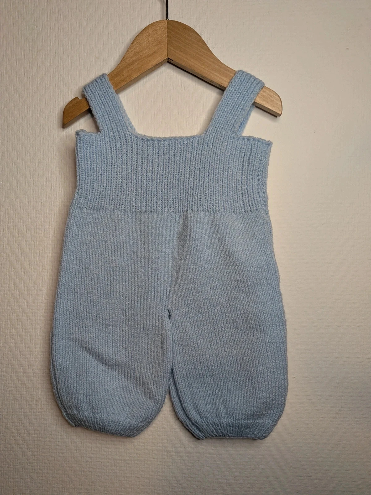 Home-knitted overalls – photo 7